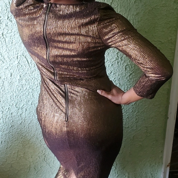 Dress - Picture 6 of 6